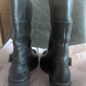 Vintage Barneys New York Robert Clergerie Timeless Chelsea Black Leather Boots